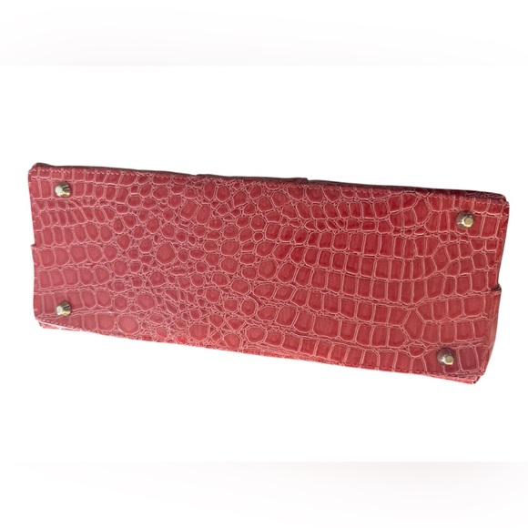 Beijo Pink Patent Leather Crocodile-Embossed Purse Crossbody - Picture 4 of 10